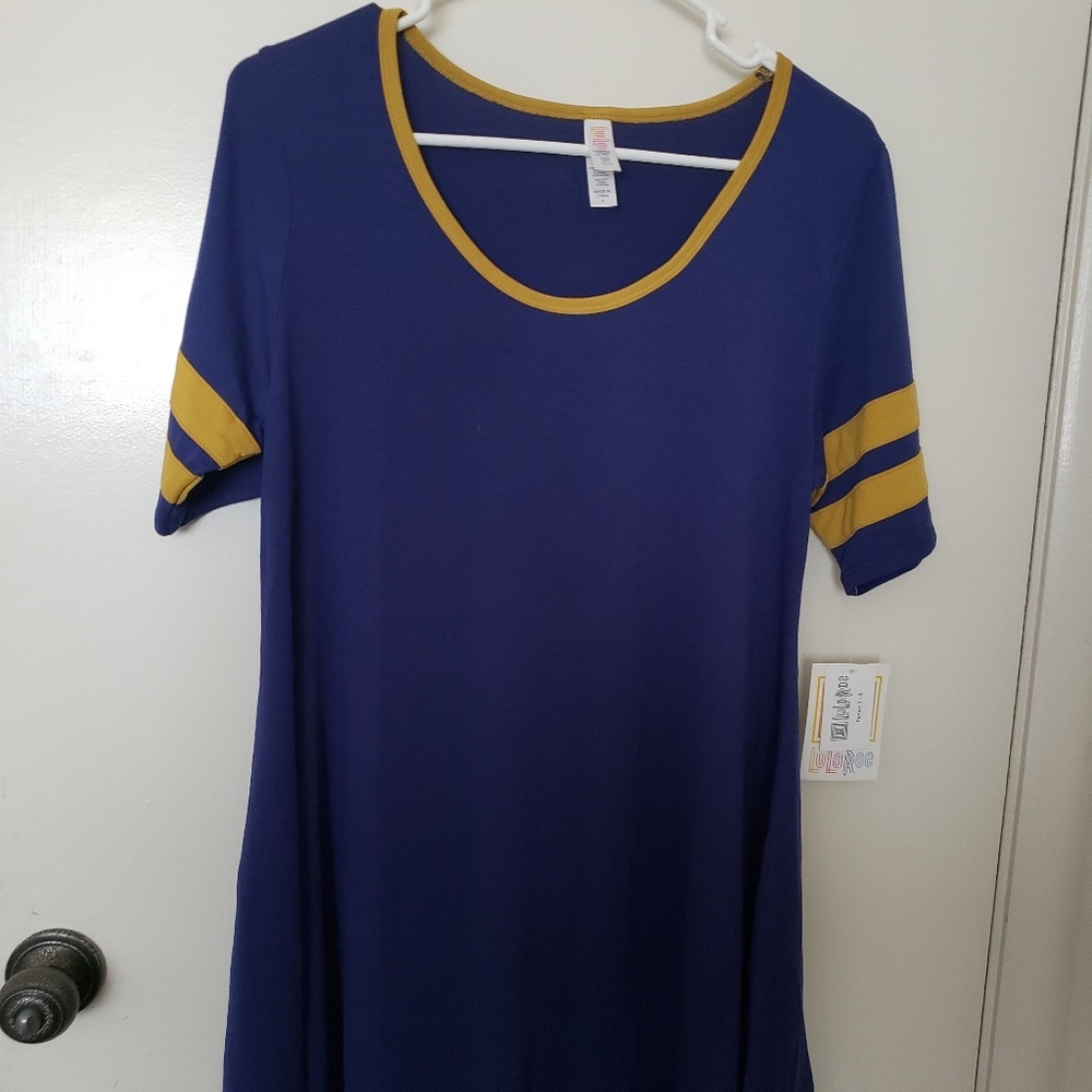 LuLa Roe Perfect T size S